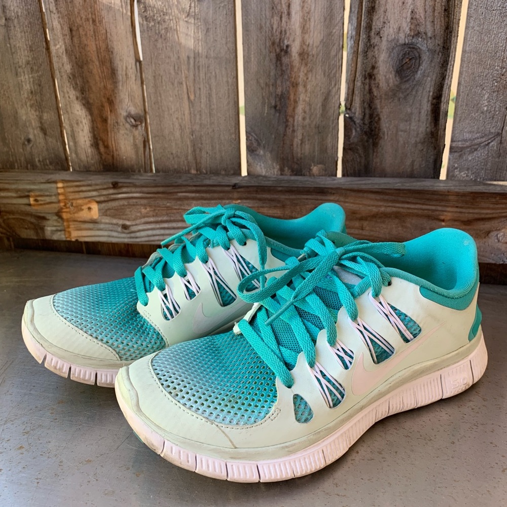 Nike Free Runs - Ombré Blue Sneakers